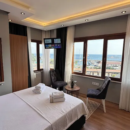 Mamma Marya Hotel 3*